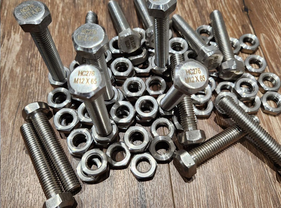 Incoloy 825 Fasteners Manufacturer and Supplier